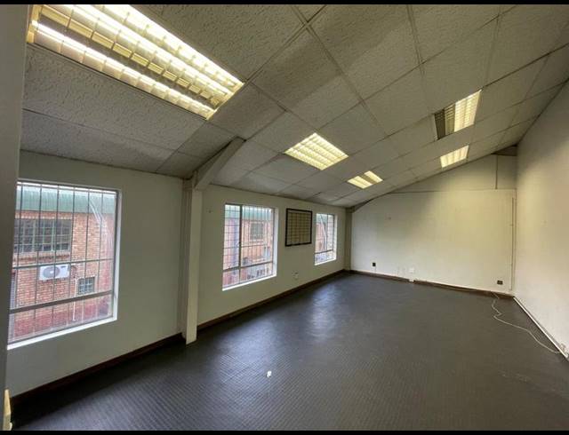 INDUSTRIAL PROPERTY TO RENT IN HENNOPS PARK INDUSTRIAL